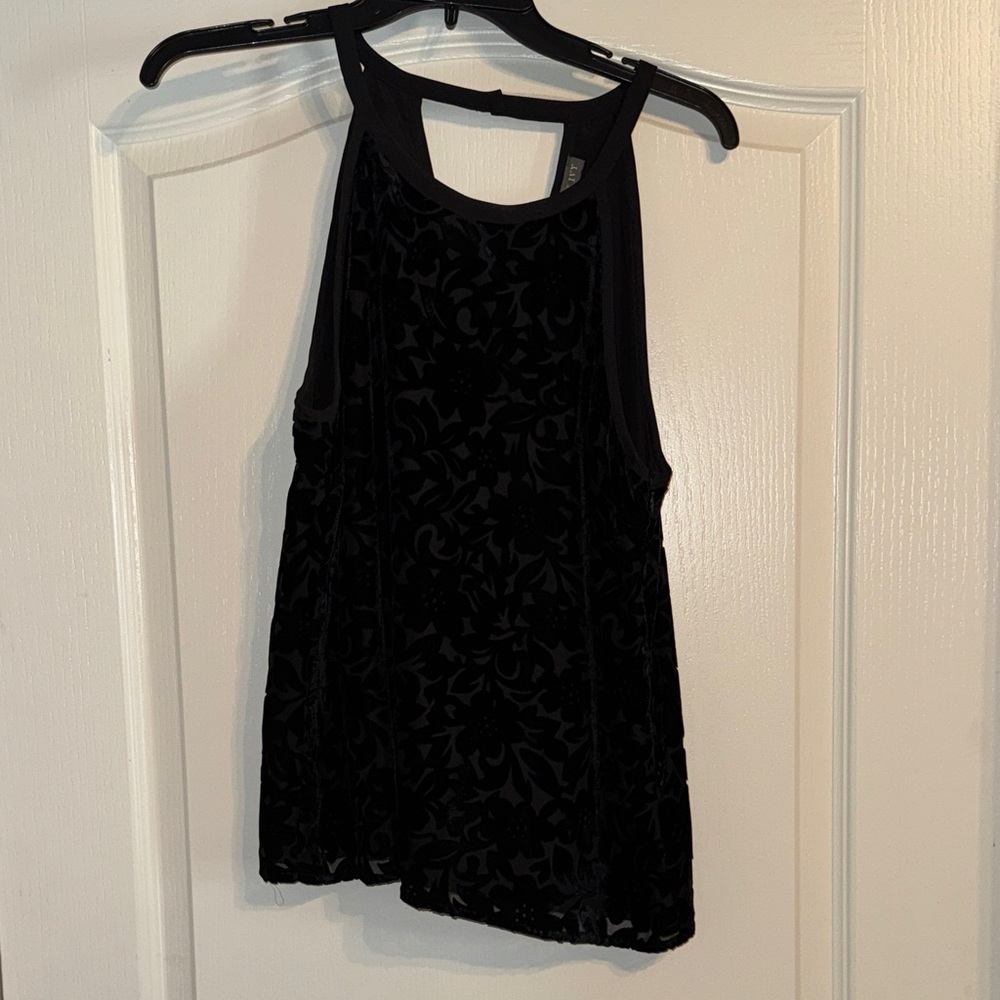 Chic Black Floral Women's Tank Top